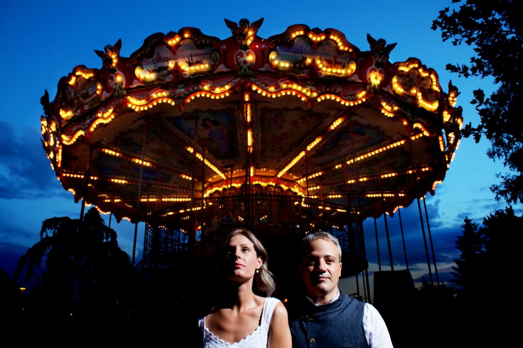 φωτογράφιση γάμου στο λούνα παρκ της Θεσσαλονίκης.