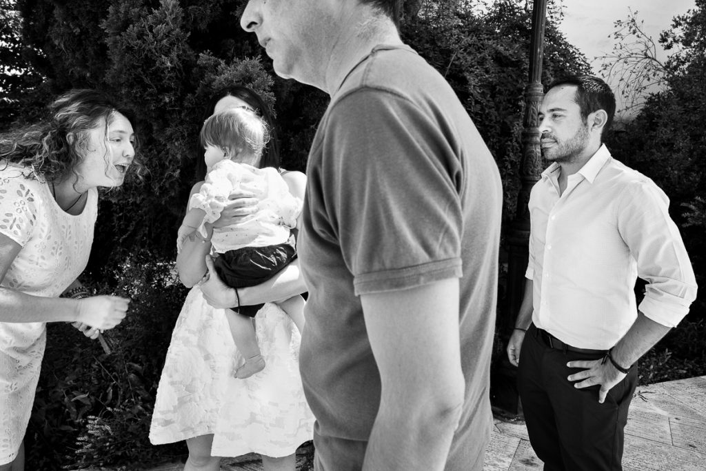 μπράτσο ανδρός στη μέση της φωτογραφία