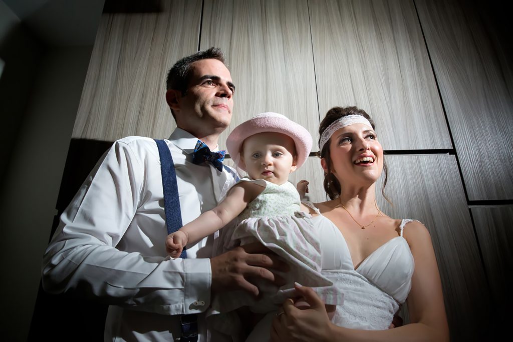 η οικογένεια ποζάρει